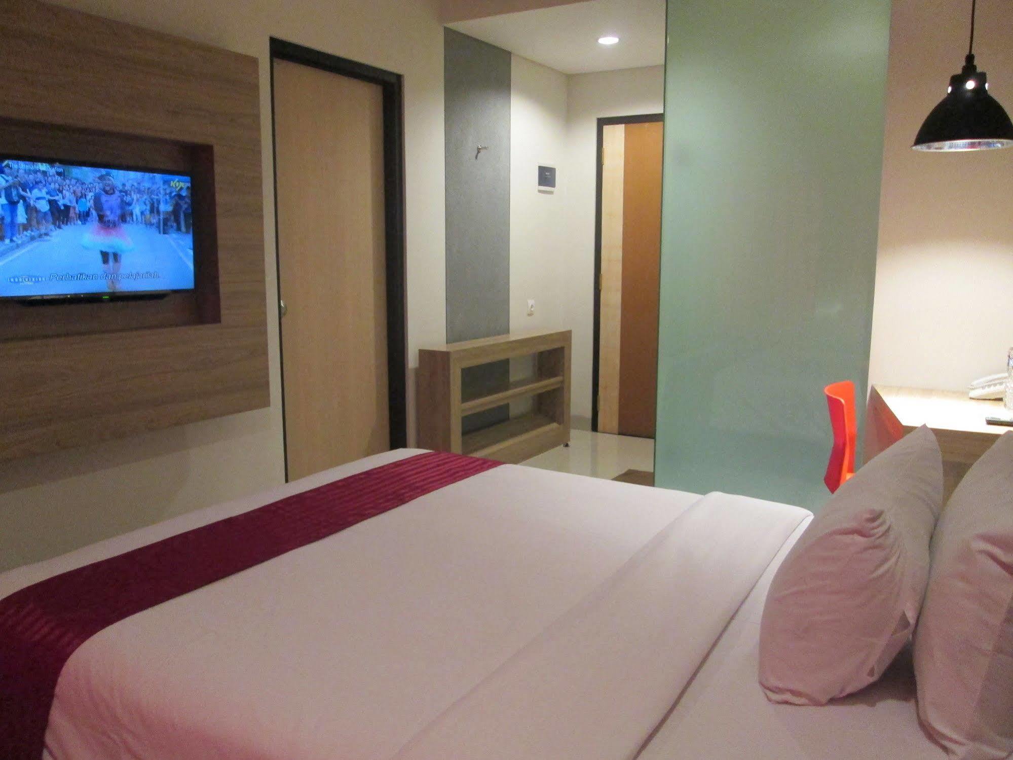 Cherry Homes Express Hotel Bandung Kültér fotó